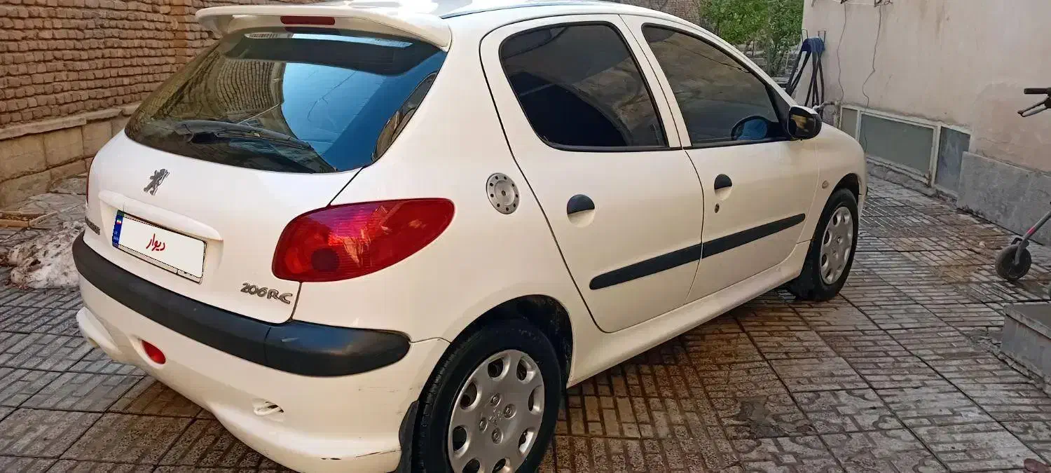 پژو ۲۰۶  تیپ ۵|خودرو سواری و وانت|همدان, |دیوار