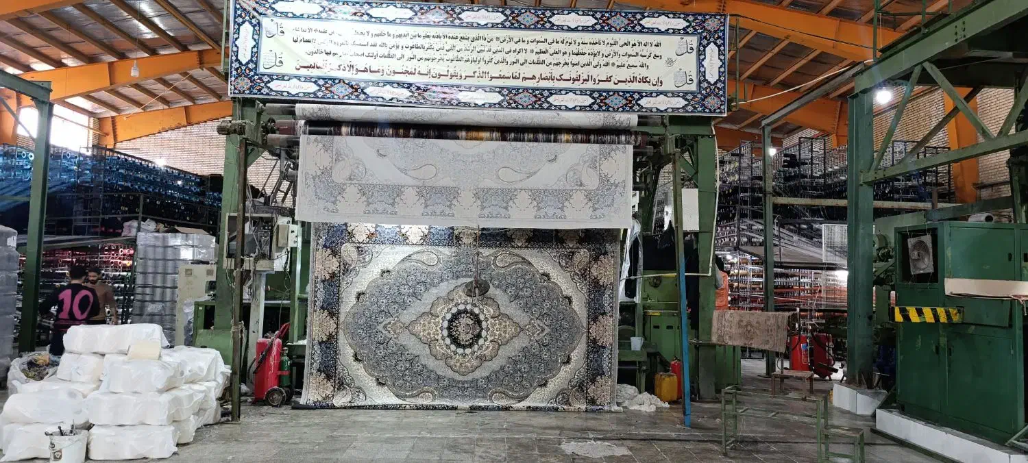 فرش ۷۰۰ شانه از کارخانه تولیدی کاشان به قیمت عمده|فرش|تهران, آذربایجان|دیوار