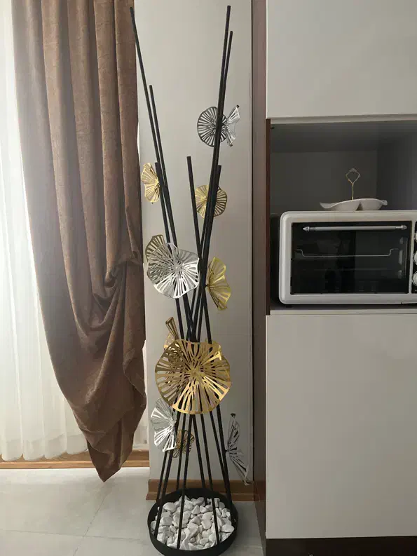 کنار سالنی|چراغ خواب و آباژور|اراک, |دیوار