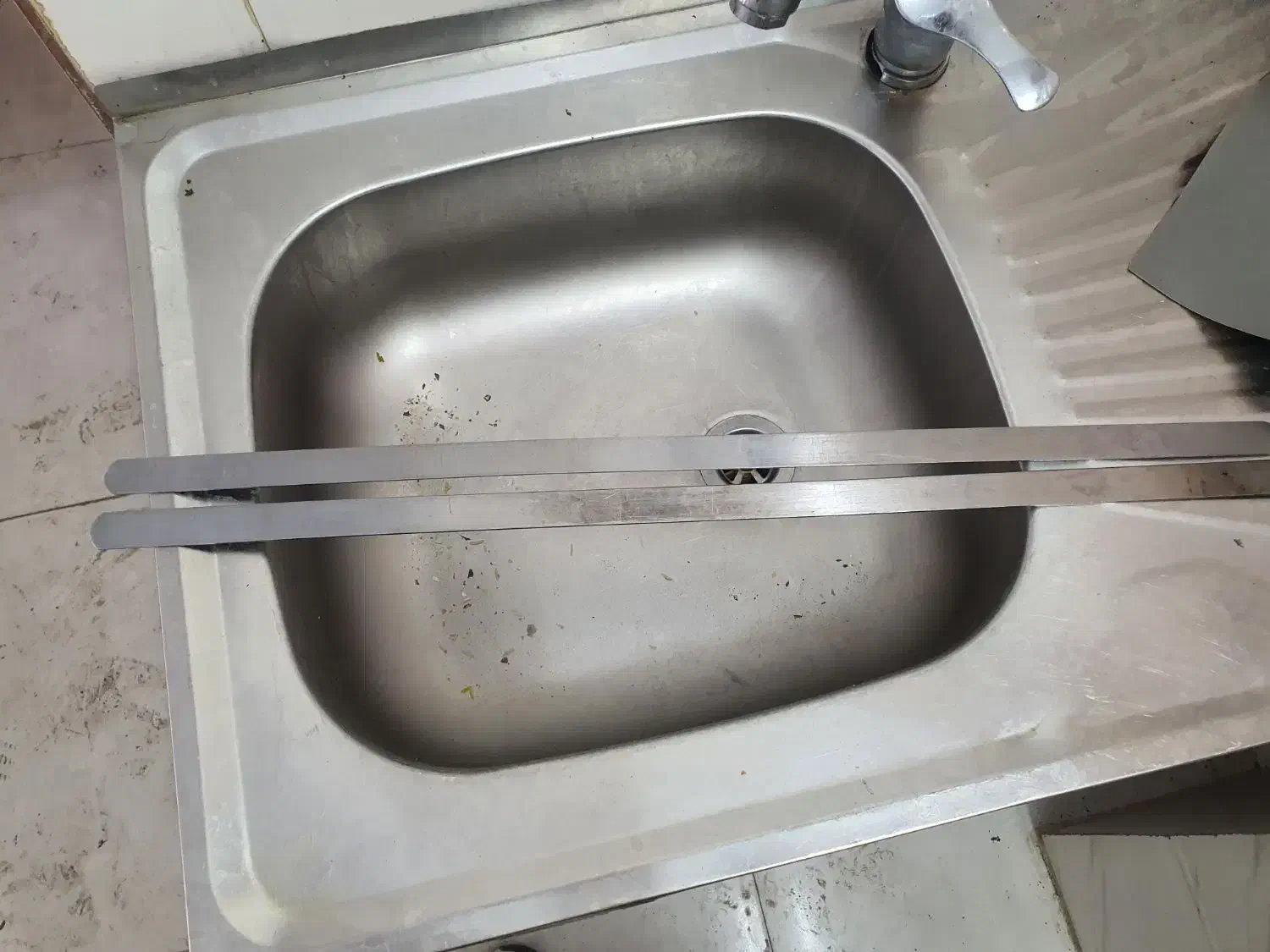 سیخ کوبیده استیل مارک حیدری|ظروف پخت‌وپز|املش, |دیوار