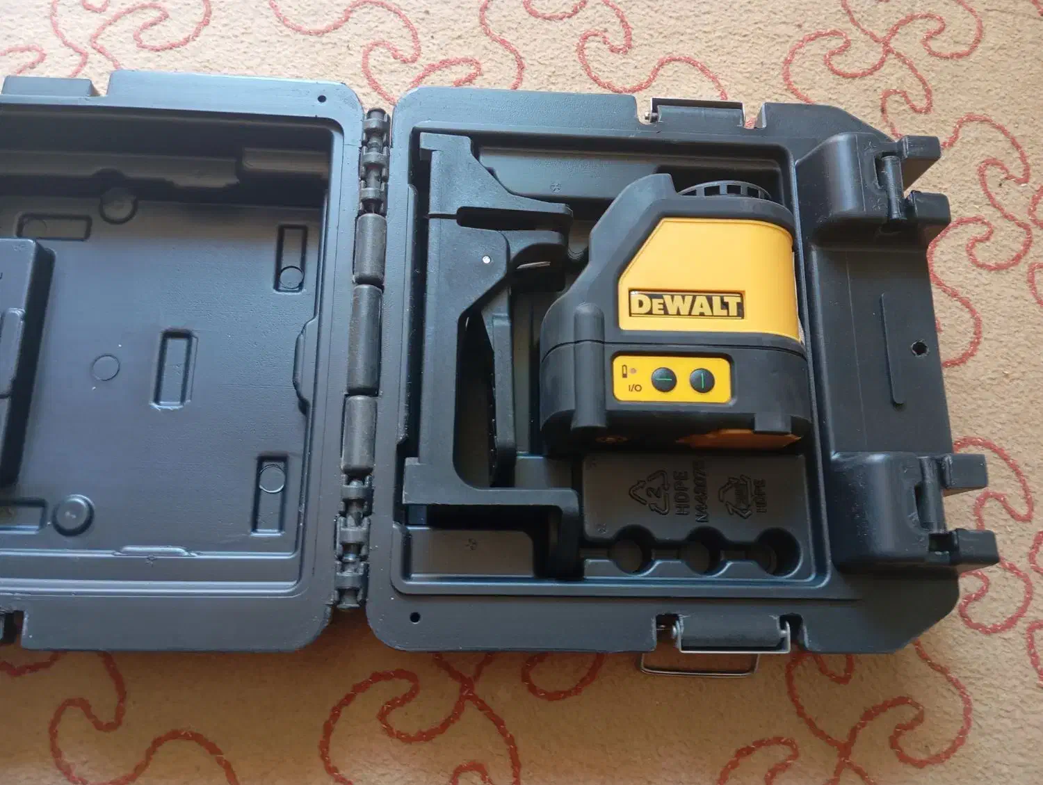 تراز لیزری دیوالت|ابزارآلات|اردل, |دیوار