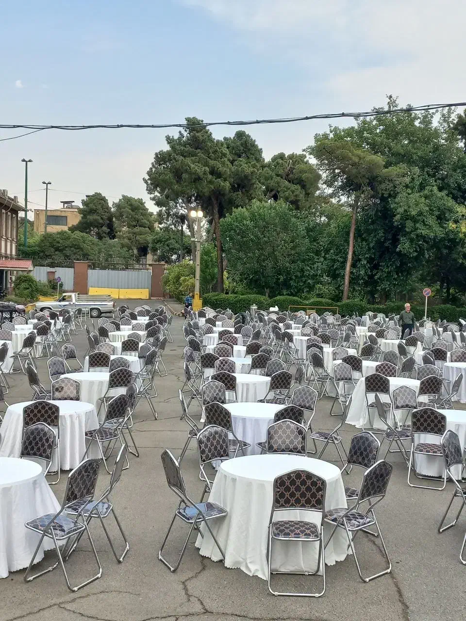 ظروف کرایه اجاره صندلی تاشو تعداد بالا.شیواری|خدمات پذیرایی، مراسم|تهران, تختی|دیوار