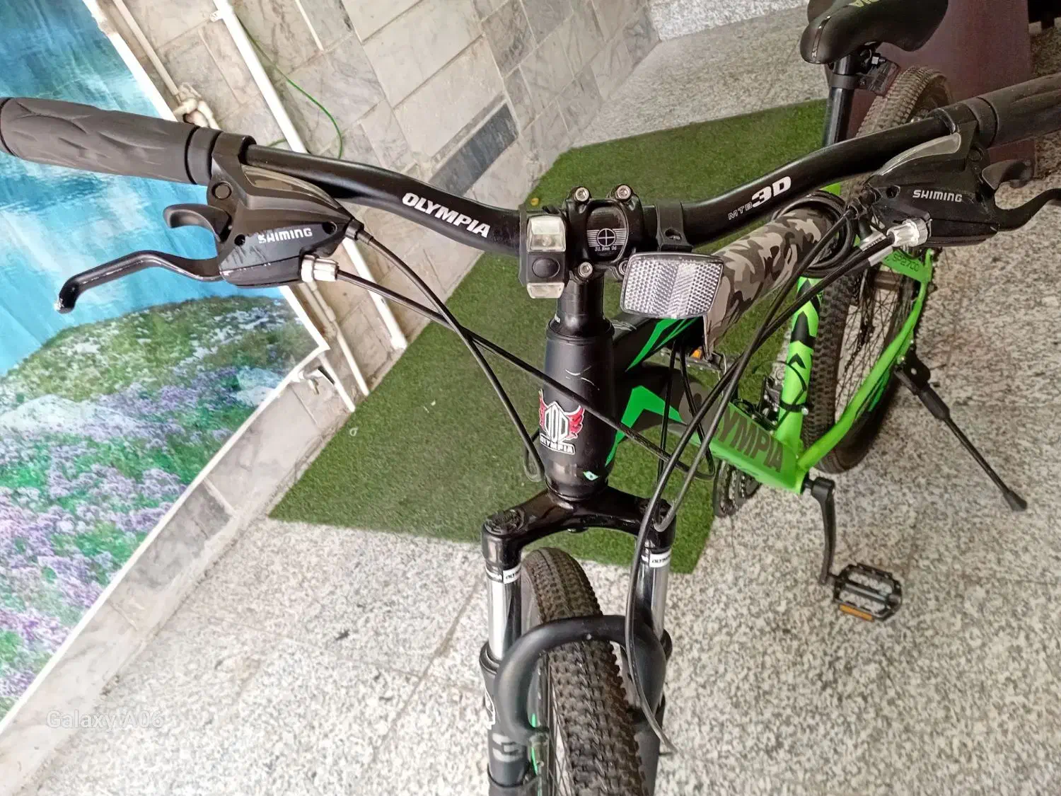 دوچرخه ۲۷ ونیم|دوچرخه، اسکیت، اسکوتر|قدس, شهر‌قدس|دیوار