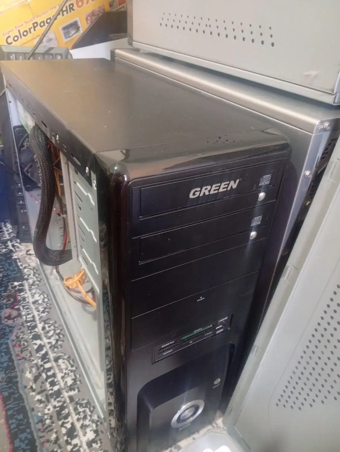 تعدادی سیستم کامپیوتر اداری و خانگی زیر قیمت|رایانه رومیزی|ملارد, |دیوار