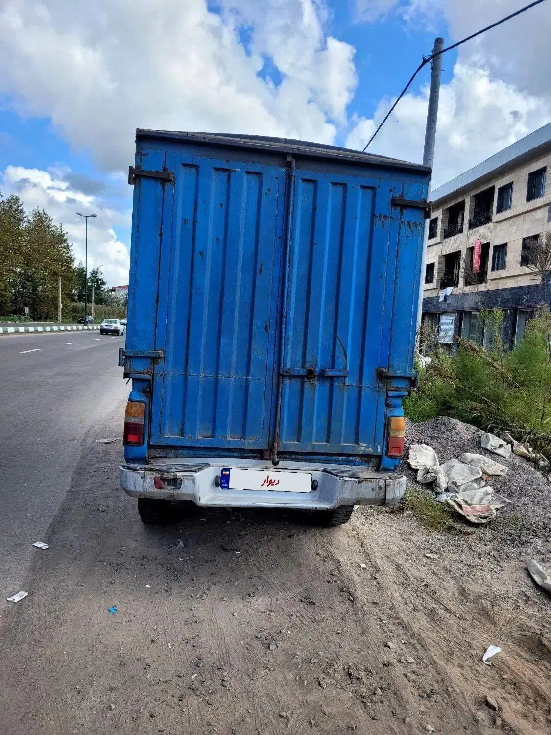 نیسان|خودرو سواری و وانت|رشت, جانبازان|دیوار