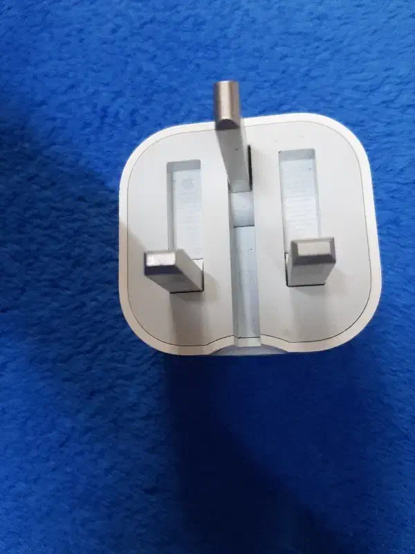 شارژر آیفون اصلی|لوازم جانبی موبایل و تبلت|بروجرد, |دیوار