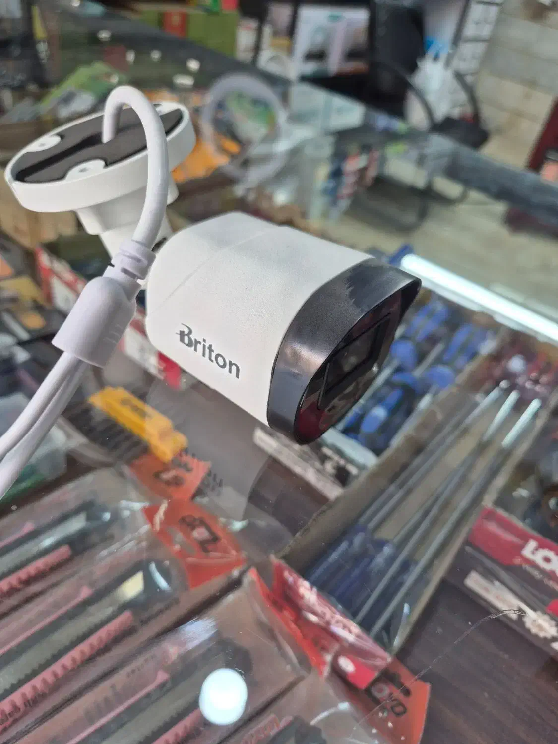 فروش دوربین مداربسته به قیمت فاکتورخرید پارسال|دوربین مداربسته|رودهن, |دیوار