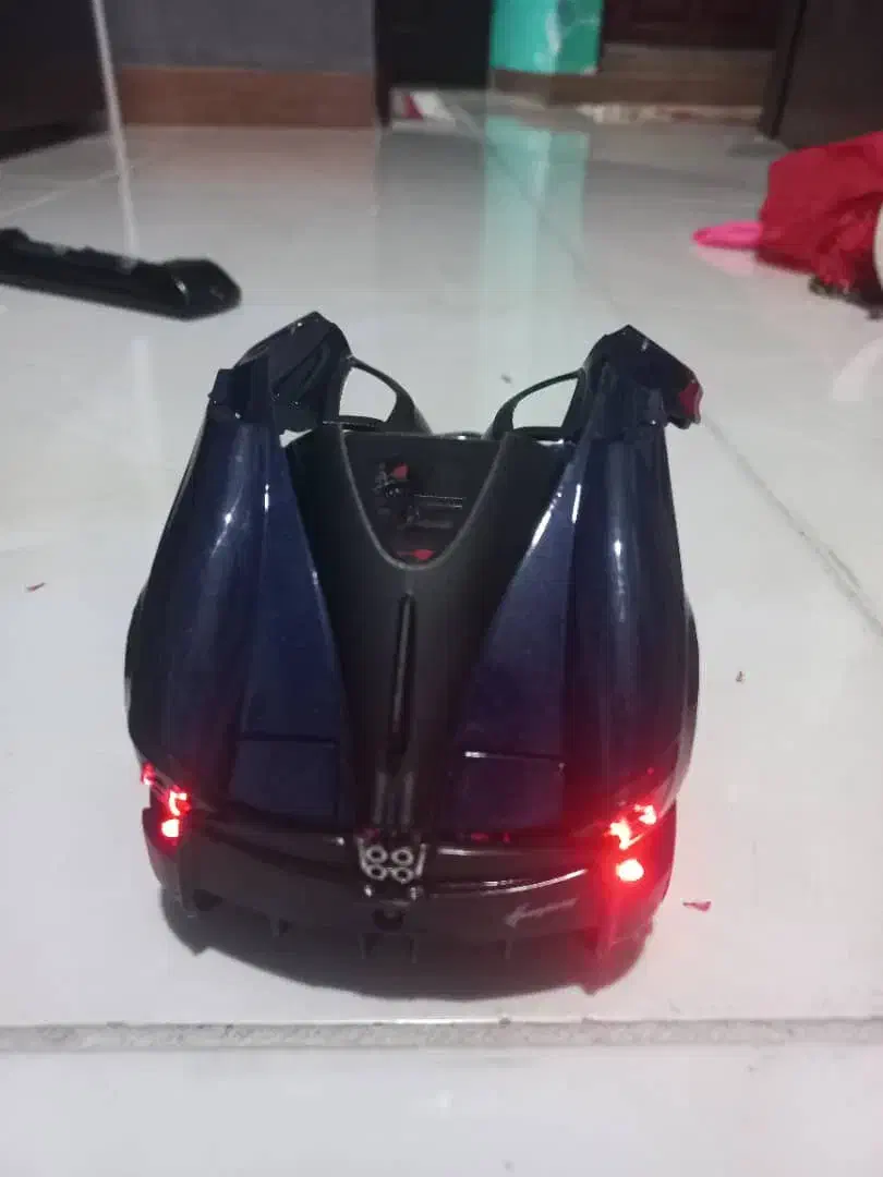 ماشین اسباب بازی|اسباب‌‌بازی|رشت, چمارسرا|دیوار