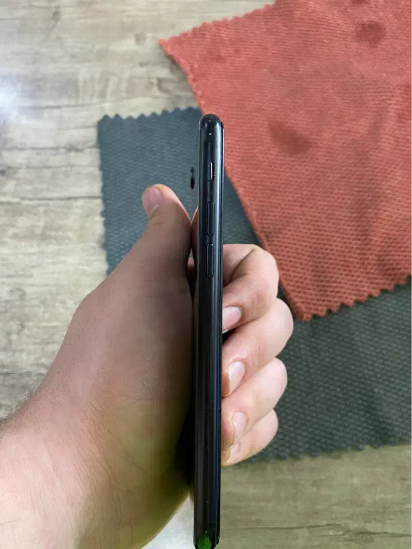 SE 2020 128GB Black LLA|موبایل|تهران, ستارخان|دیوار