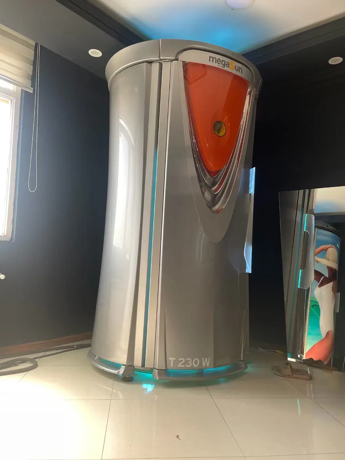 جشواره فروش سولاریوم کارکرده اروپایی|خدمات آرایشگری و زیبایی|تهران, شهرک آزمایش|دیوار