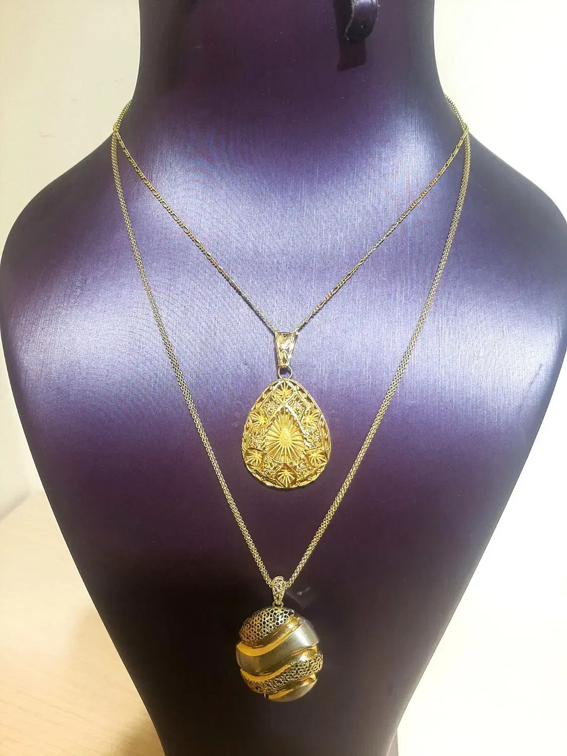 فروش گردنی زیبا و سبک فقط ۳ درصد|جواهرات|تهران, صادقیه|دیوار