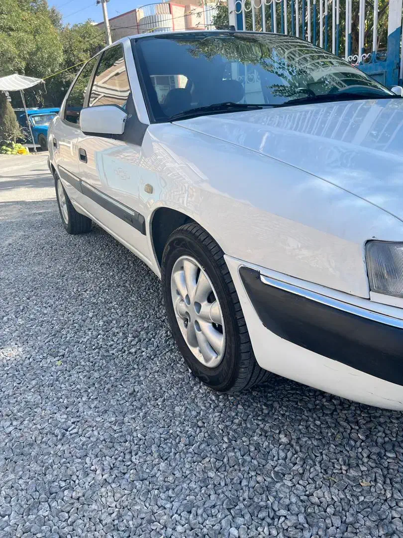 زانتیا ۸۷سفید ۲۰۰۰ کم کار|خودرو سواری و وانت|اصفهان, طامه|دیوار