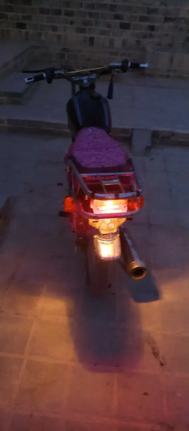 پول لازم میخام بفروشم وگرنه نمیفروختم|موتورسیکلت|هیرمند, |دیوار