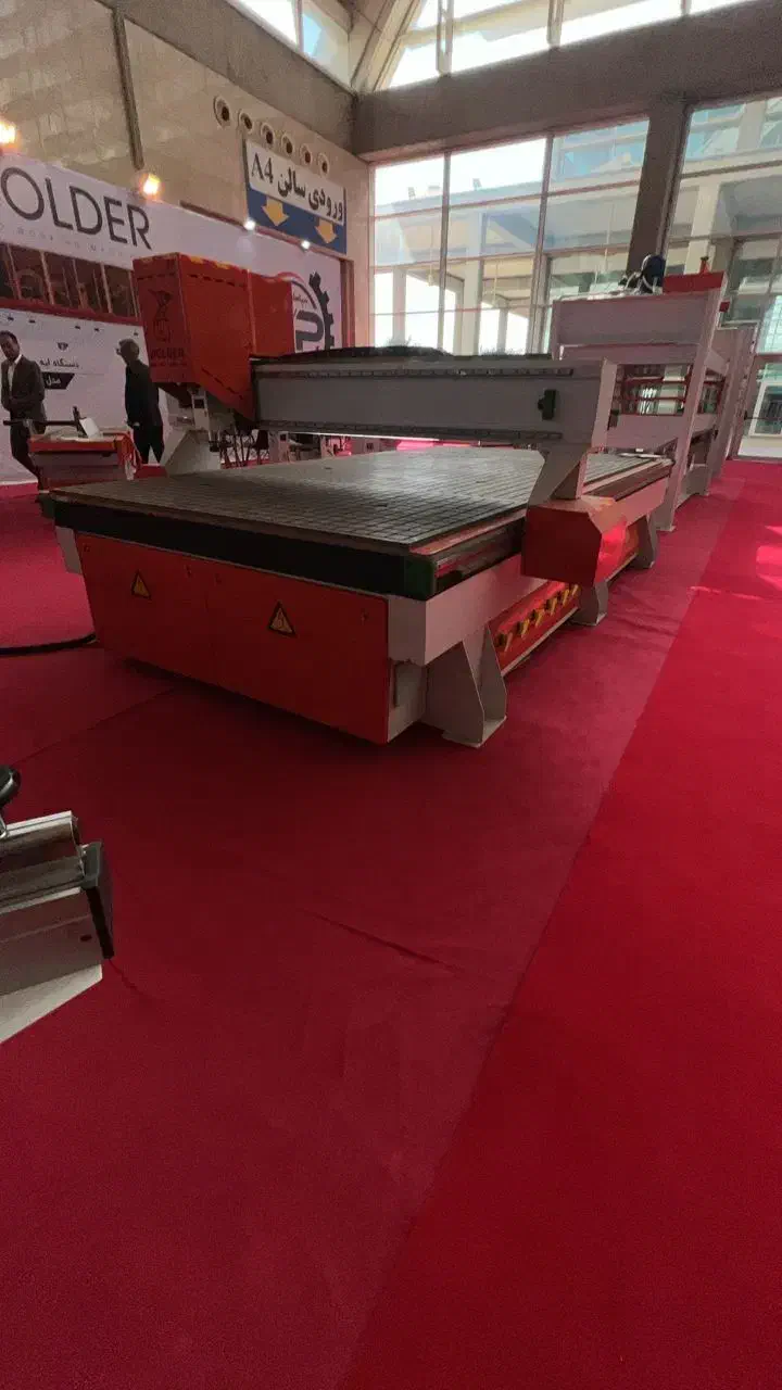 سی ان سی CNC HOLDER وکیوم ریلی|ماشینآلات صنعتی|تهران, توحید|دیوار