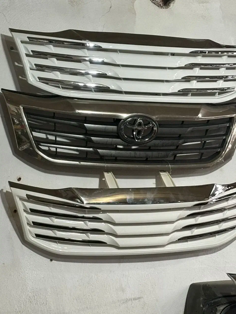 جلو پنجره هایلوکس ویگو|قطعات یدکی و لوازم جانبی|تهران, جوادیه|دیوار