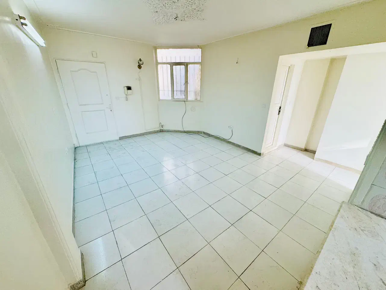 50 متر * 1خواب * خوش نقشه * تکواحدی * تبدیل تا رهن