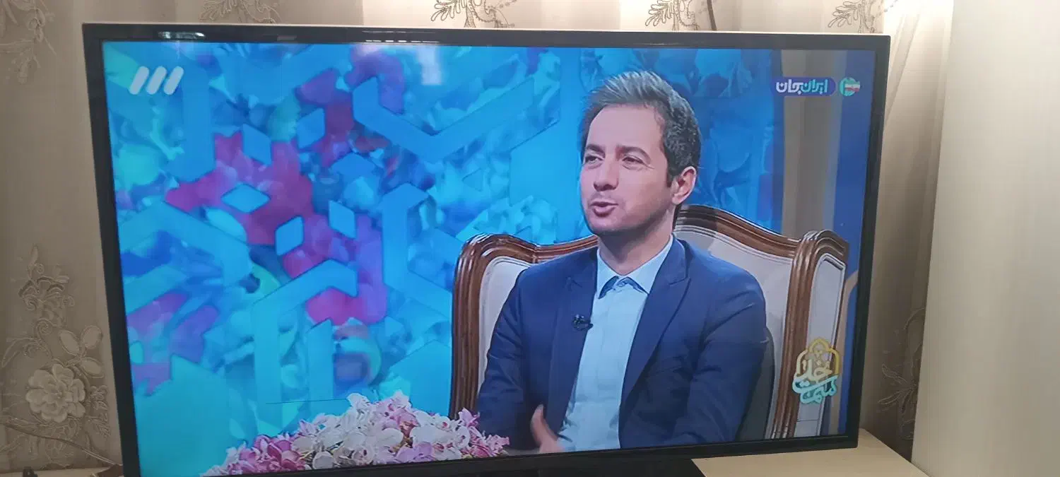 تلوزیون سامسونگ چهل‌دو اینچ اصل کره سالم|تلویزیون و پروژکتور|پاکدشت, خاتون آباد|دیوار