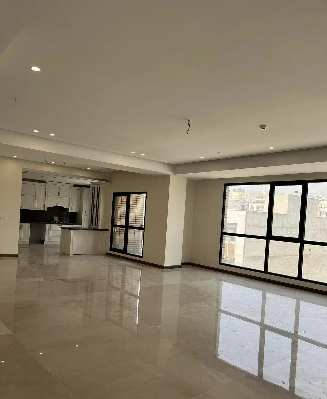 ۱۸۰متر/کلیدنخورده/تکواحدی/۲پارکینگ سندی/تاپ لوکیشن|فروش آپارتمان|تهران, جنت‌آباد مرکزی|دیوار