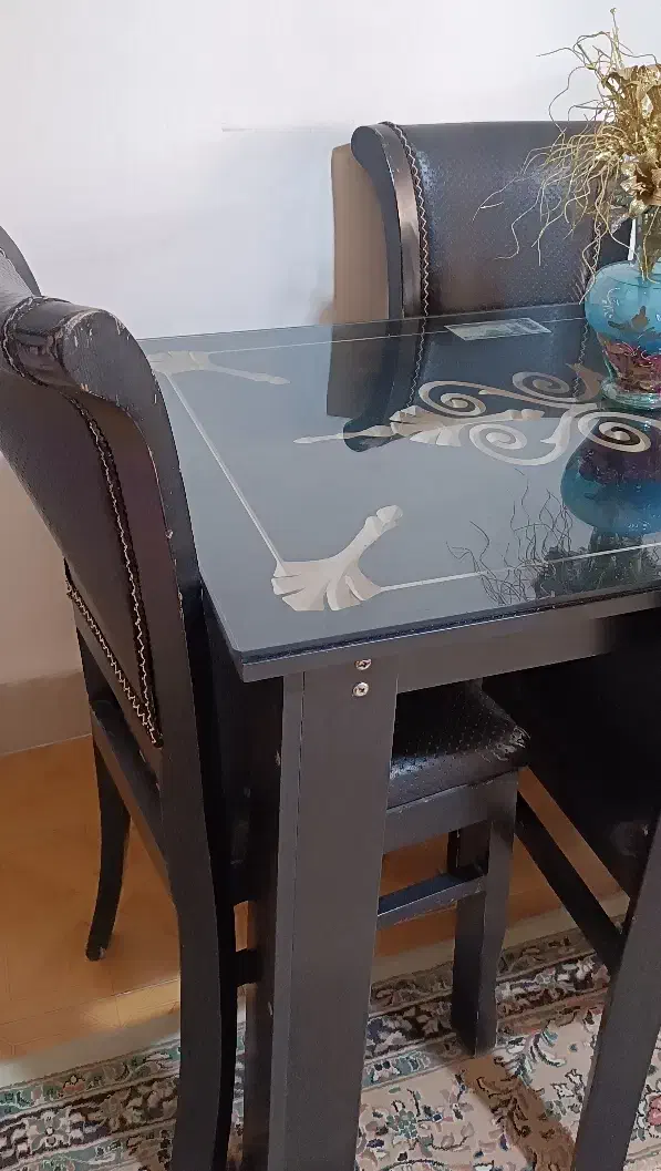 میز غذا خوری ۴نفره|میز و صندلی غذاخوری|ملایر, |دیوار