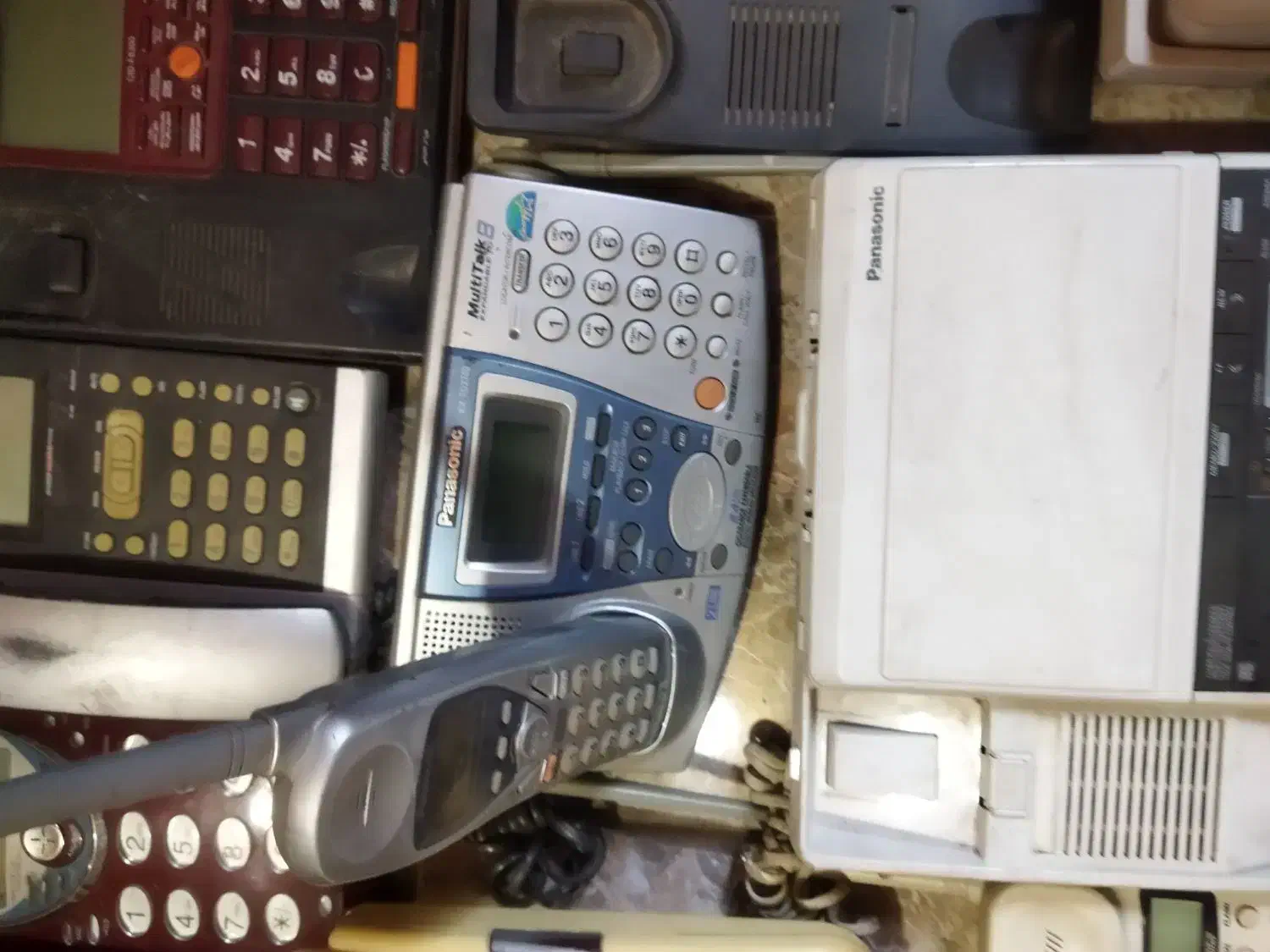 تعداتی گوشی تلفن ثابت|تلفن رومیزی|قرچک, باقرآباد|دیوار