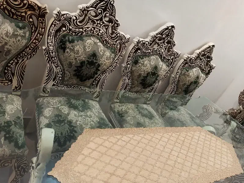 مبل سلطنتی ۷ نفره غذاخوری ۸ نفره و بوفه و جلو مبلی|مبلمان خانگی و میز عسلی|میاندوآب, |دیوار