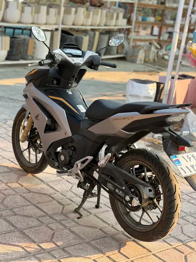 هوندا وینر ۱۵۰|موتورسیکلت|اندیشه, اندیشه فاز ۳|دیوار