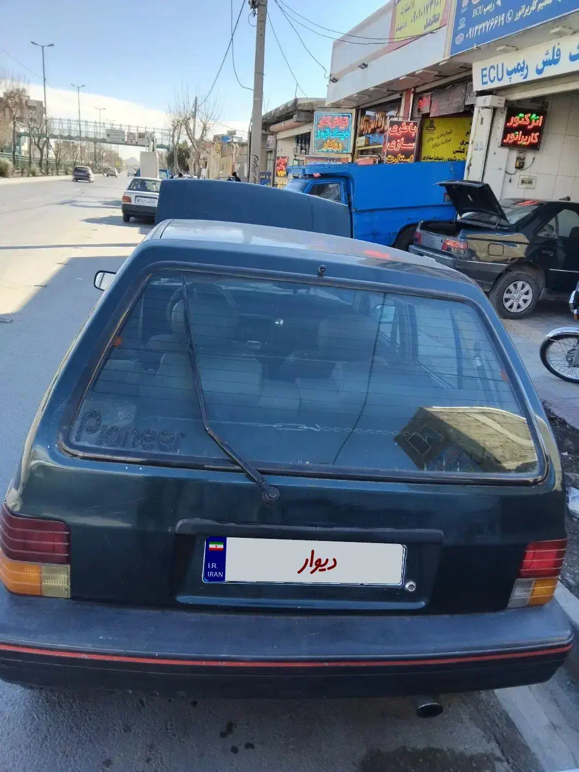 هاچ‌بک ۷۹|خودرو سواری و وانت|اصفهان, باغ فدک|دیوار