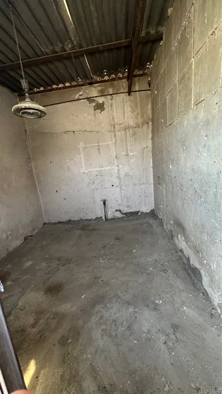 اجاره اتاقک ۱۵ متری برای انبار|اجارهٔ مغازه و غرفه|قم, خداکرم|دیوار