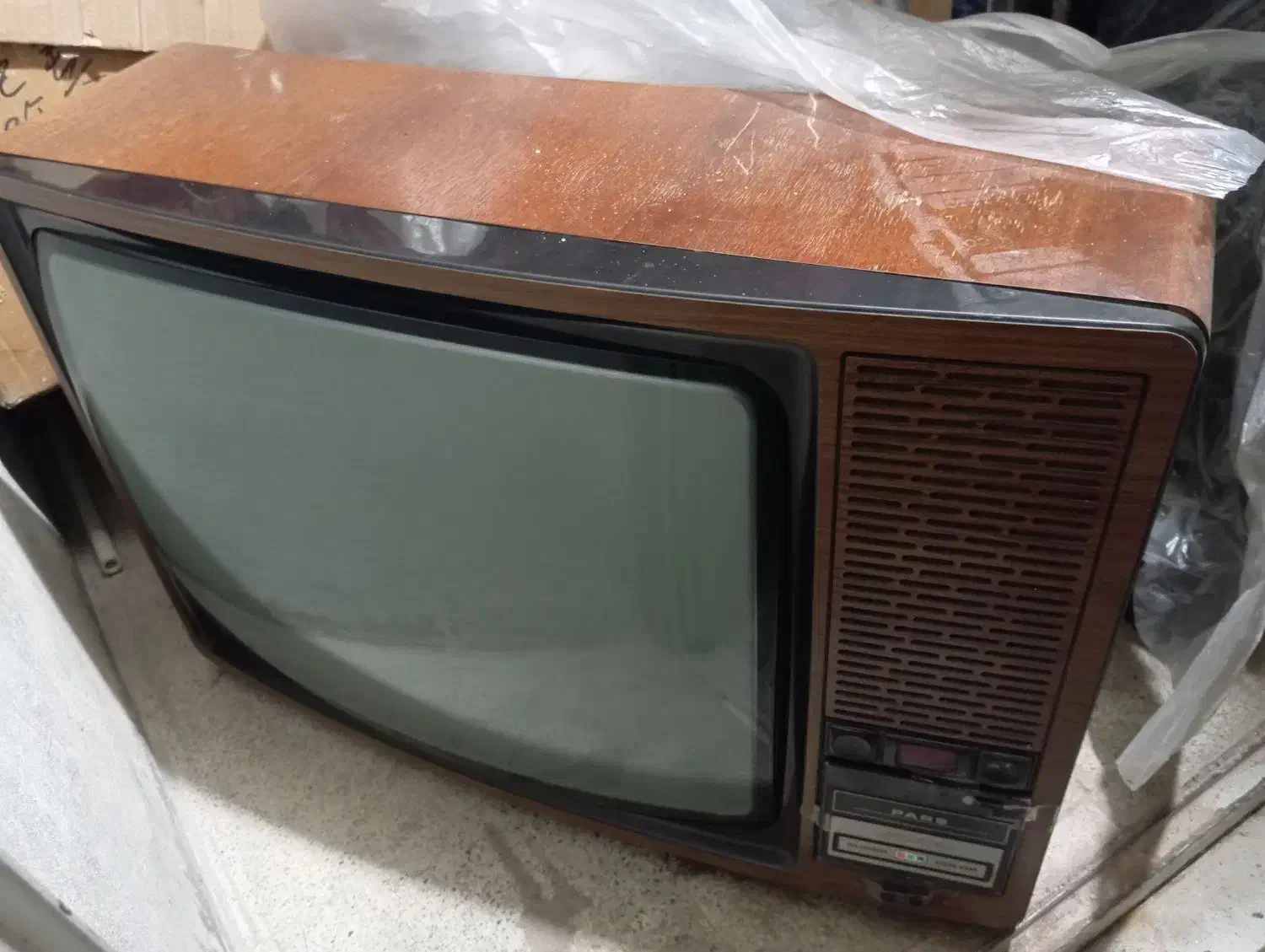تلویزیون قدیمی سالم مدل پارس|تلویزیون و پروژکتور|قدس, شهرقدس|دیوار