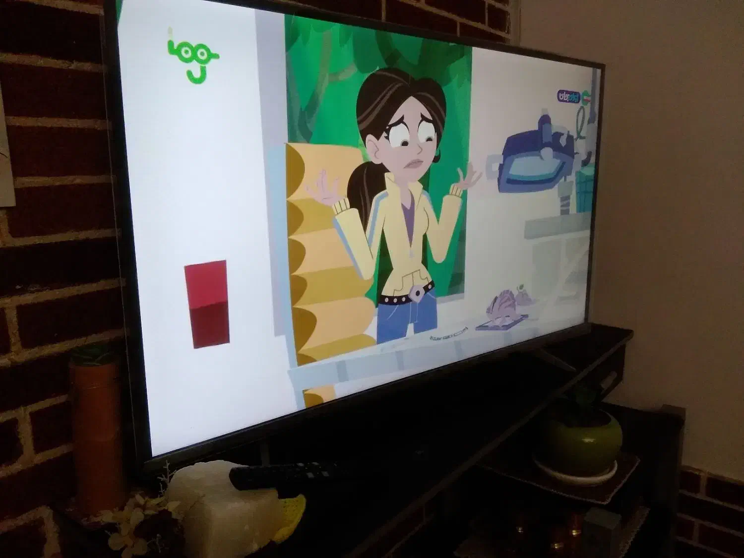 تلویزیون ال سی دی TCL|تلویزیون و پروژکتور|هشتگرد, فاز ۳ مهستان|دیوار