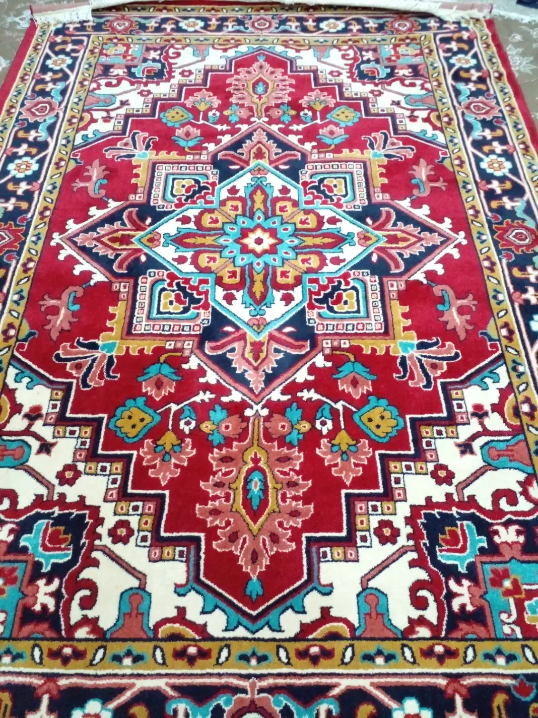 فرش ماشینی|فرش|مرند, |دیوار