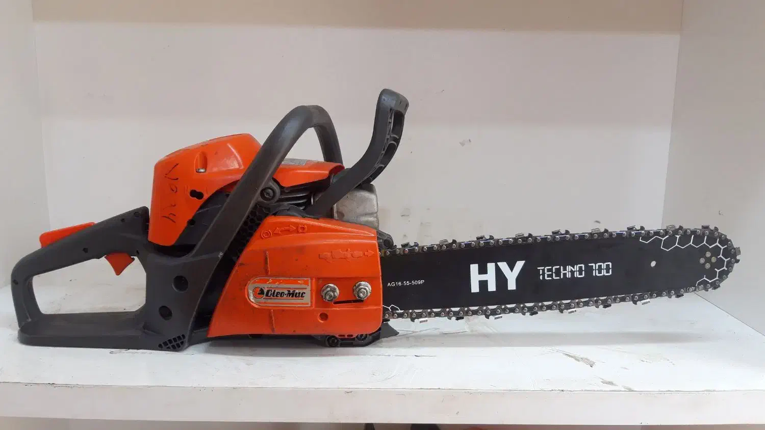 اره درخت بری و شاخه زنی اویل مک ایتالیایی اصل|ابزارآلات|آبادان, |دیوار