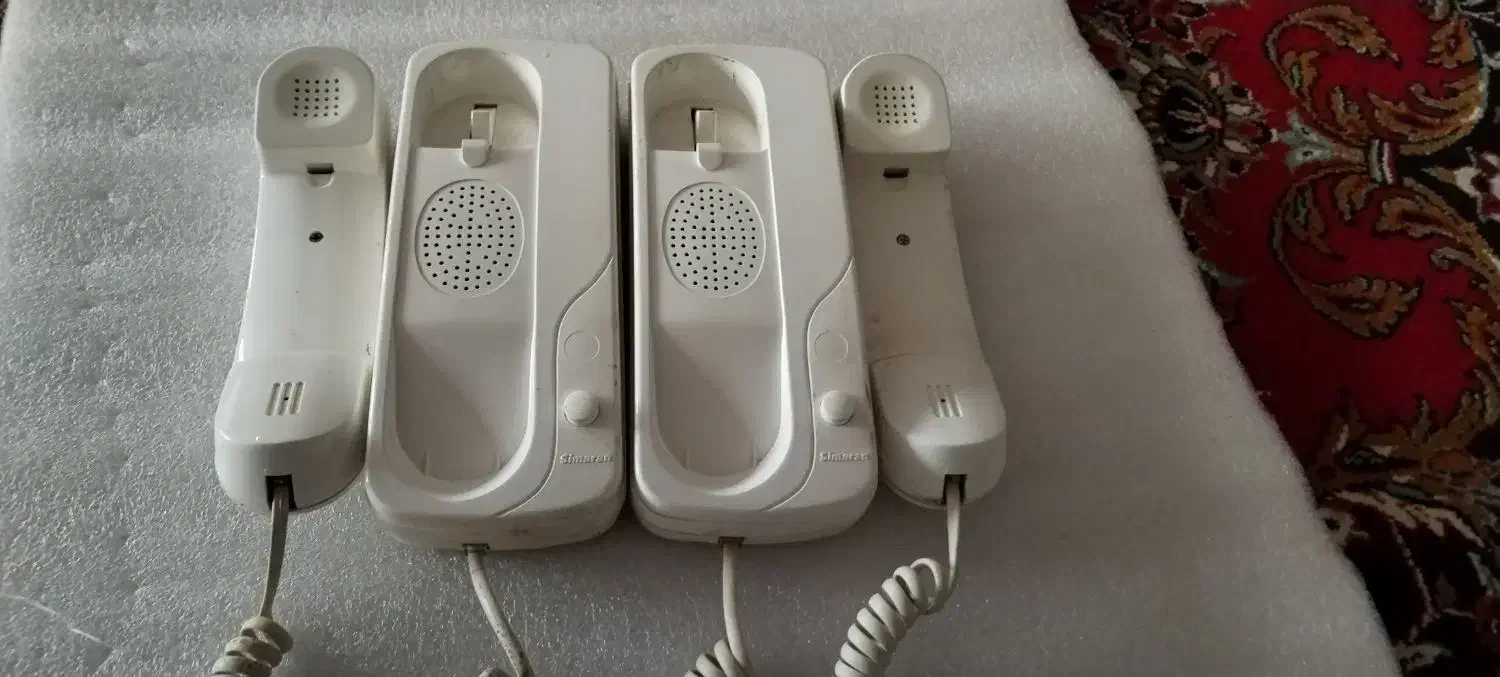 آیفون سالم به دلیل تخریب باز نگ وقت|تلفن رومیزی|شهرکرد, |دیوار