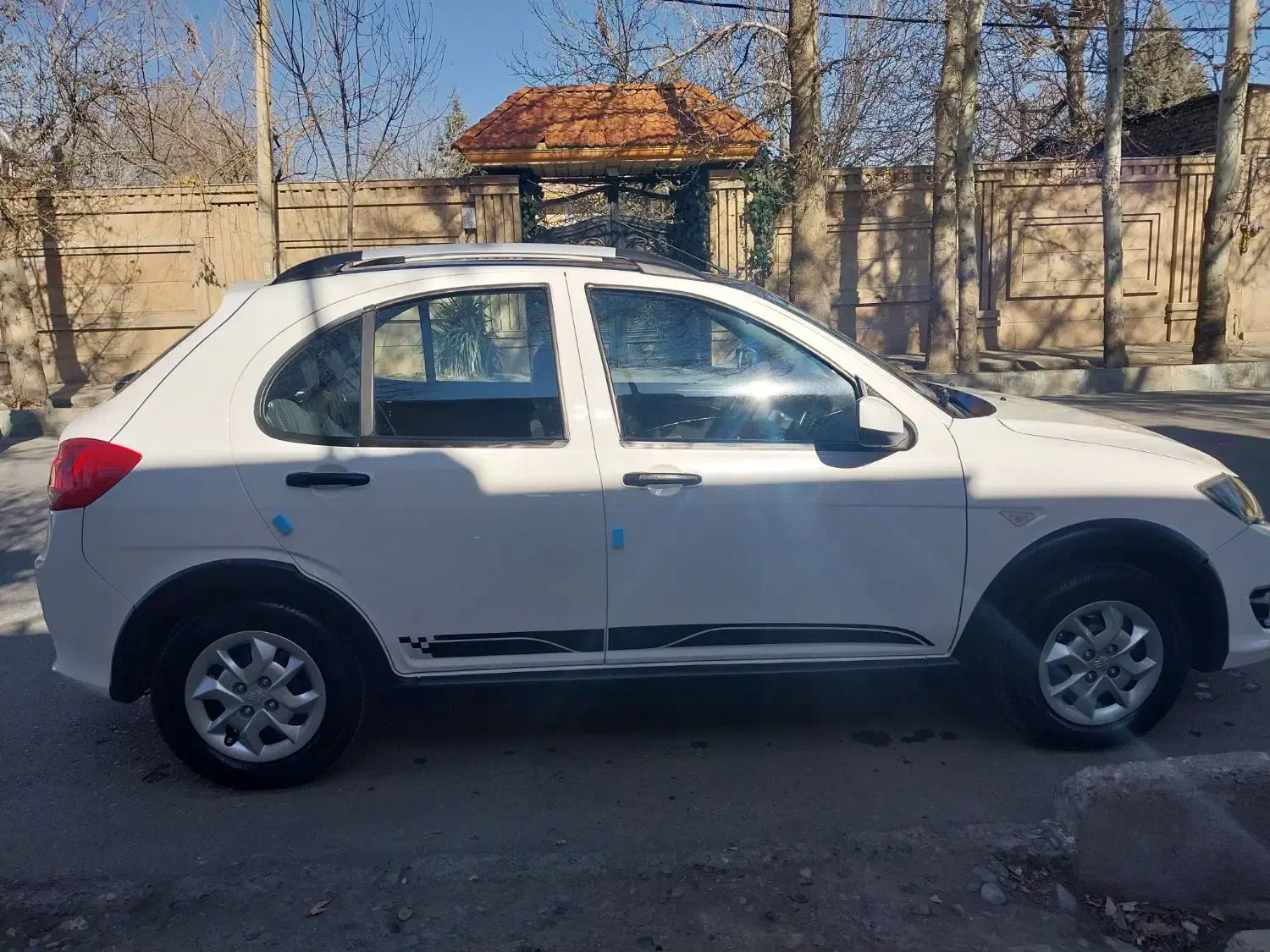 کوییک RS سفید مشکی ۸۵ گانه پارس خودرویی|خودرو سواری و وانت|کرج, کمال‌شهر|دیوار