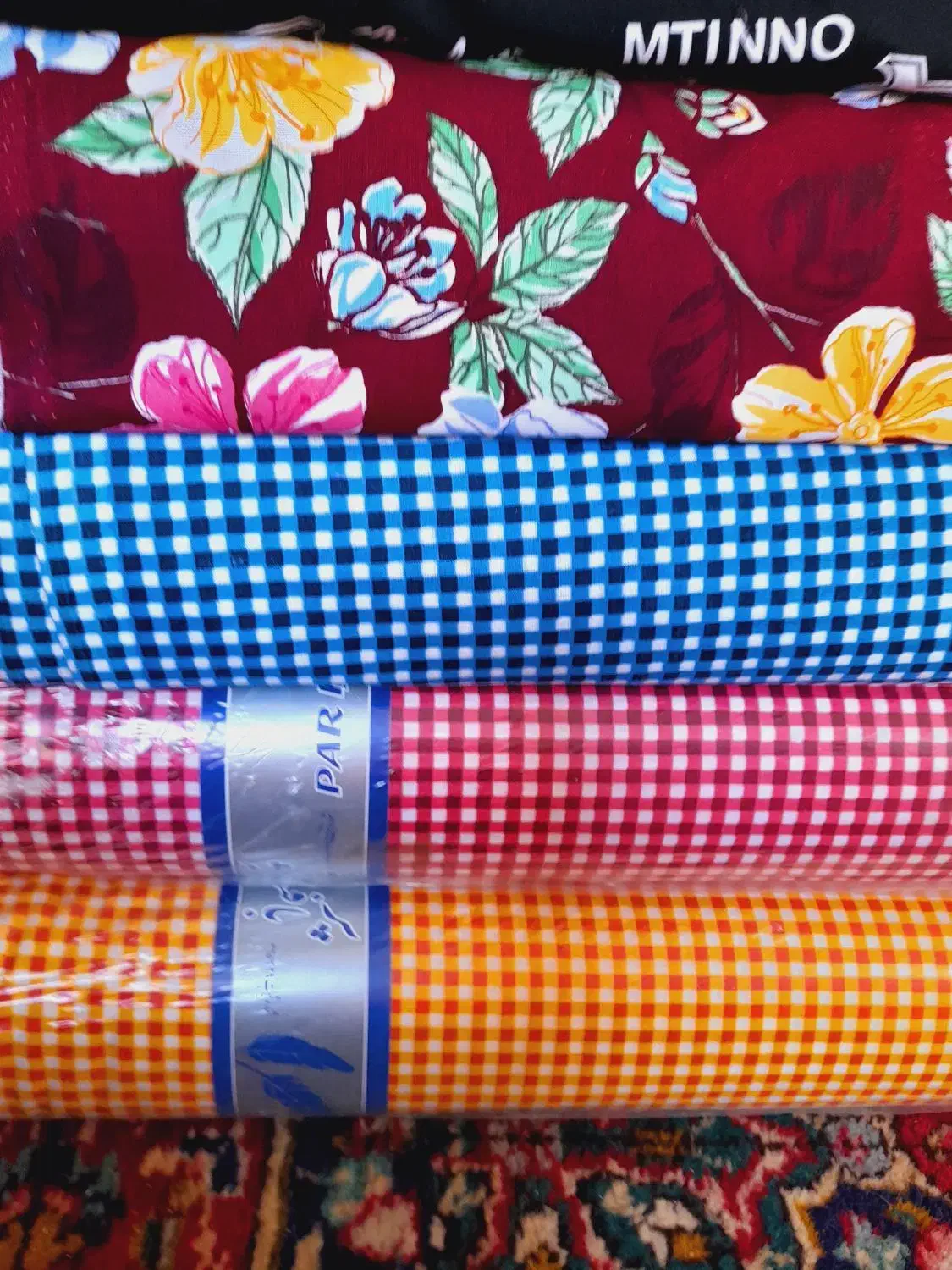 کارگاه لحاف و تشک دوزی|رختخواب، بالش، پتو|نقده, |دیوار