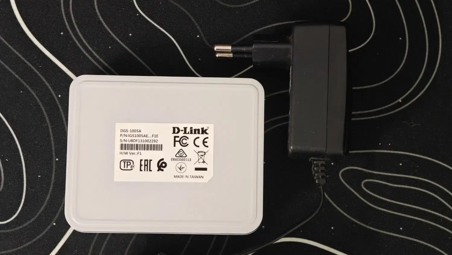 سویچ ۵ پورت گیگ (Dlink)|مودم و تجهیزات شبکه|تهران, تهرانپارس غربی|دیوار