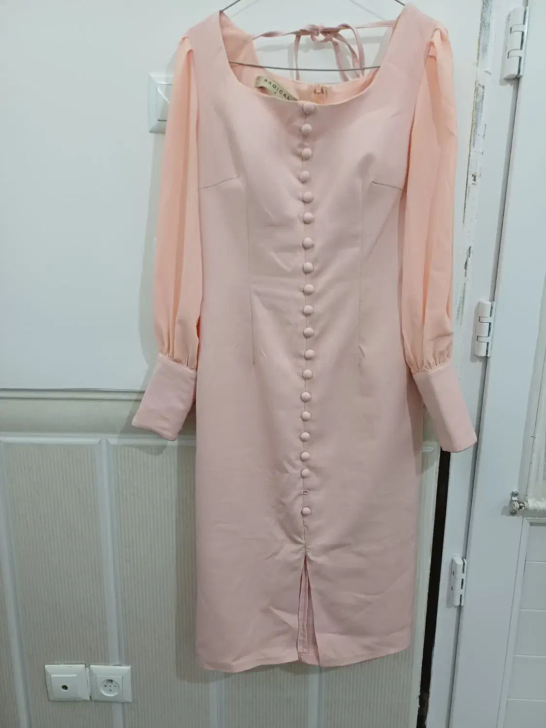 لباس مجلسی|لباس|لالجین, |دیوار