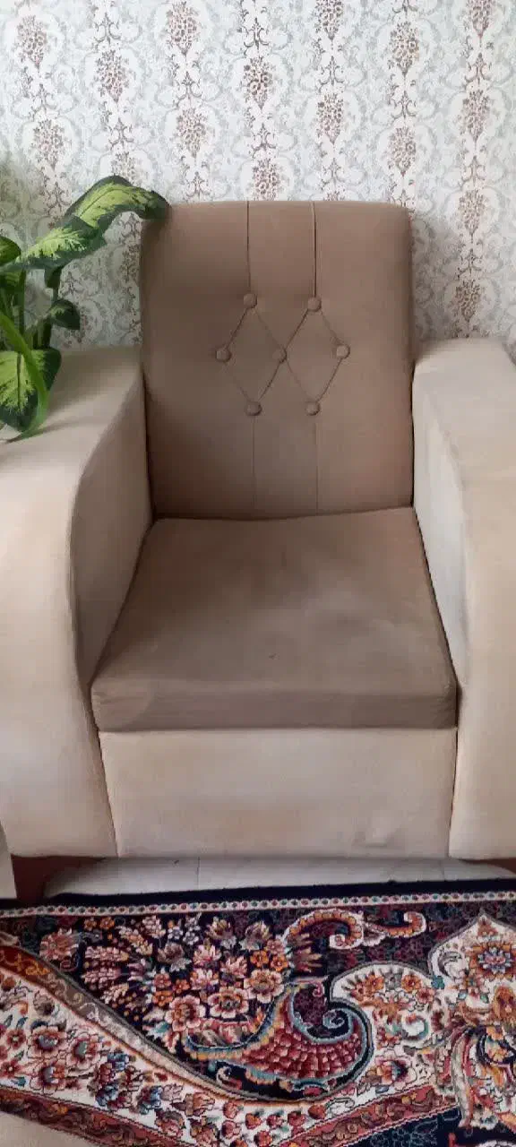 مبل راحتی ۷نفره|مبلمان خانگی و میز عسلی|بروجرد, |دیوار