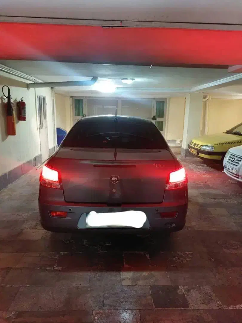 رانا پلاس سقف شیشه ای آخر ۱۴۰۱|خودرو سواری و وانت|تهران, ستارخان|دیوار