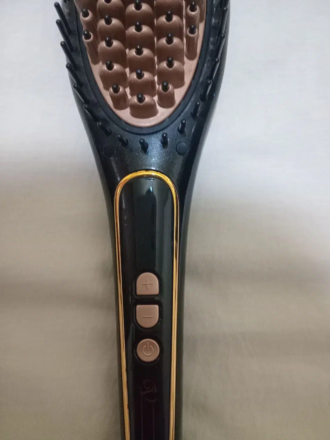 شانه حرارتی|آرایشگاه و سالن‌های زیبایی|رشت, شالکو|دیوار