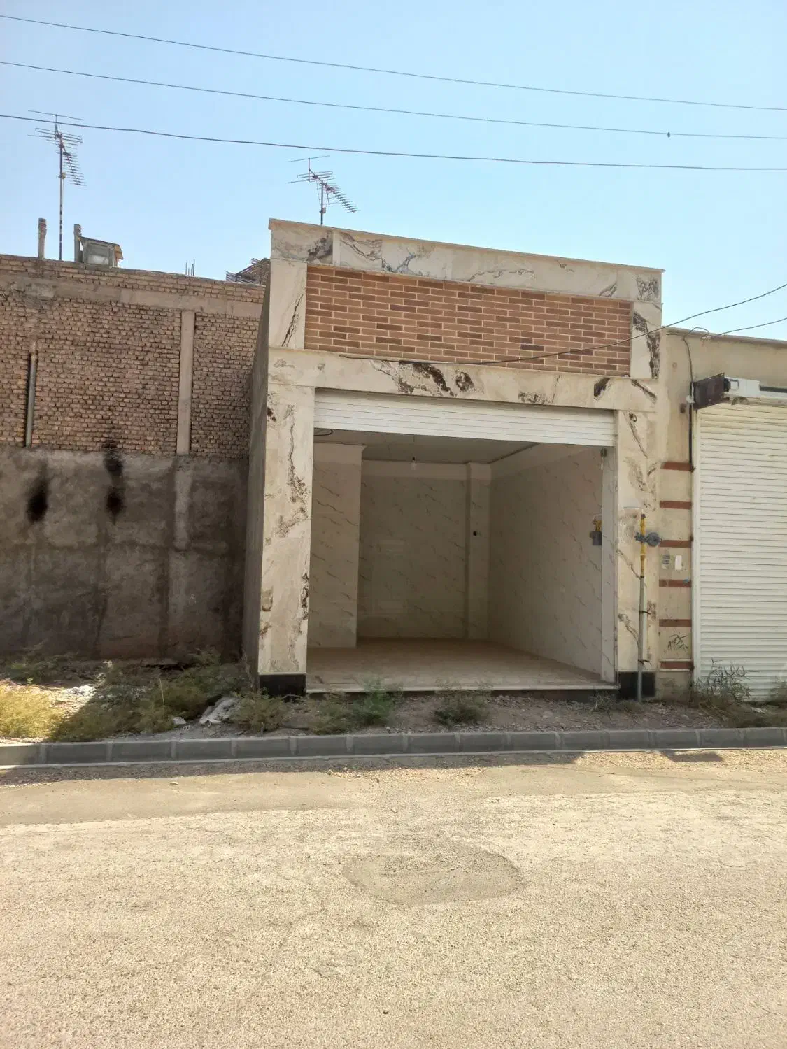 فروش تجاری فرهنگیان عارف 3|فروش مغازه و غرفه|گرمسار, |دیوار