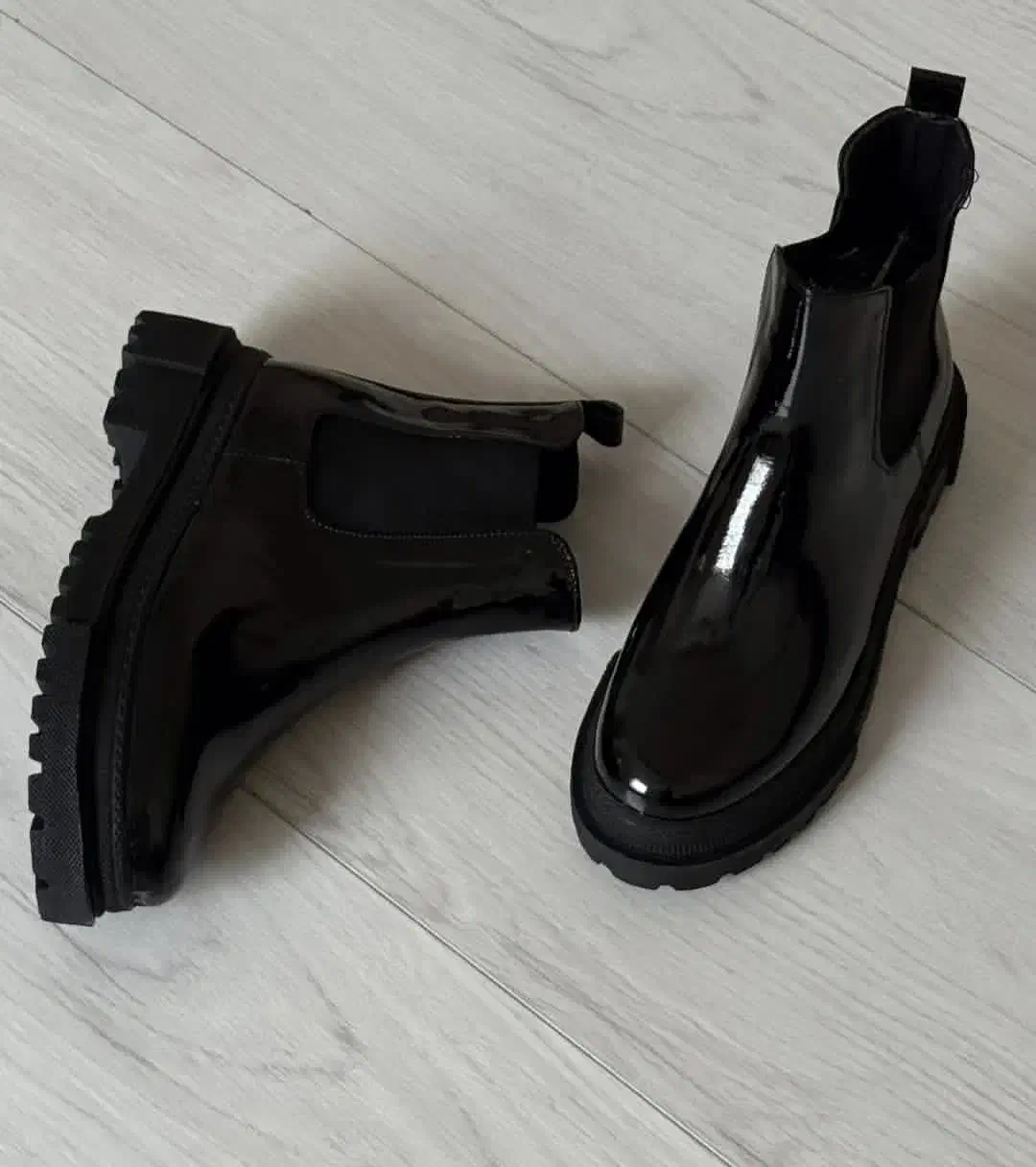 بوت زنانه براق سایز ۳۷|کیف، کفش، کمربند|ریز, |دیوار