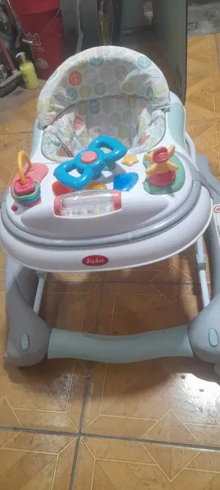 روروئک|کالسکه و لوازم جانبی|قرچک, مهدیه|دیوار