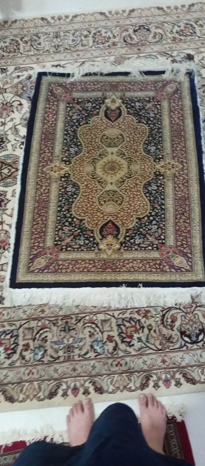 دو عدد زر چارک و  قالیچه|فرش|قم, باجک دو|دیوار