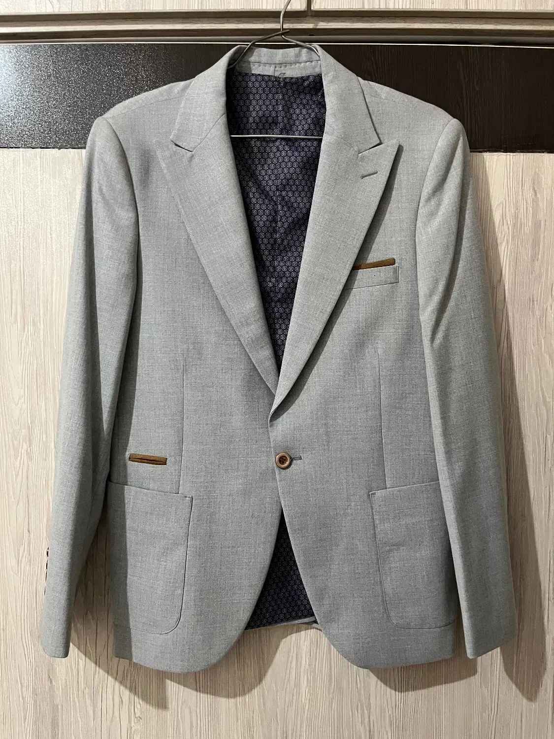 کت تک بازلی سایز ۴۶|لباس|اندیشه, اندیشه فاز ۳|دیوار