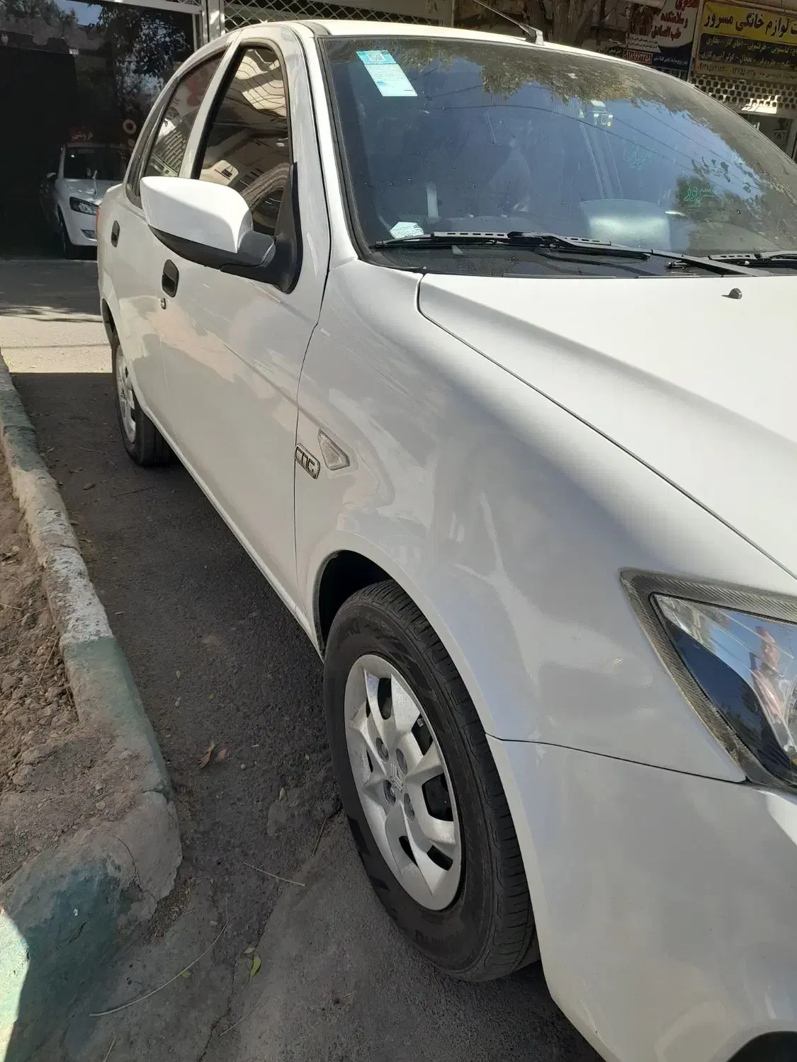 ساینا دوگانه سوز|خودرو سواری و وانت|قم, مسجد امام حسن|دیوار