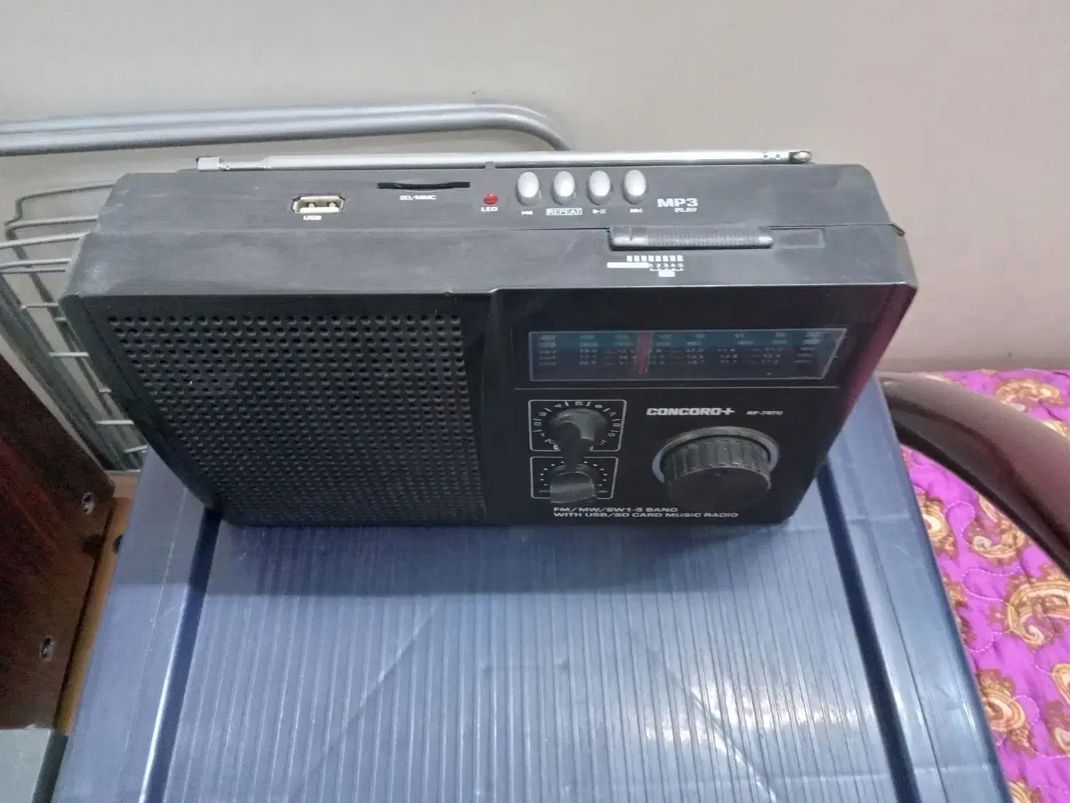 دو عدد اسپیکر یکی آکبند دومی کارکرده|پخش‌کننده همراه|تهران, شهرک گلها (تهرانسر)|دیوار