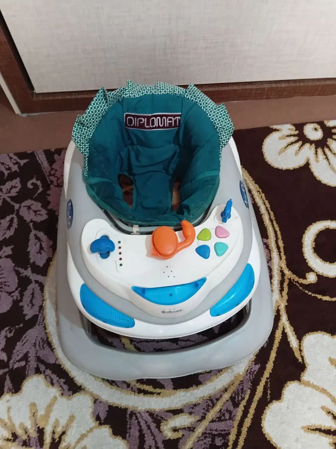 روروئک موزیک دار وکهر درحدنو|کالسکه و لوازم جانبی|سهند, |دیوار