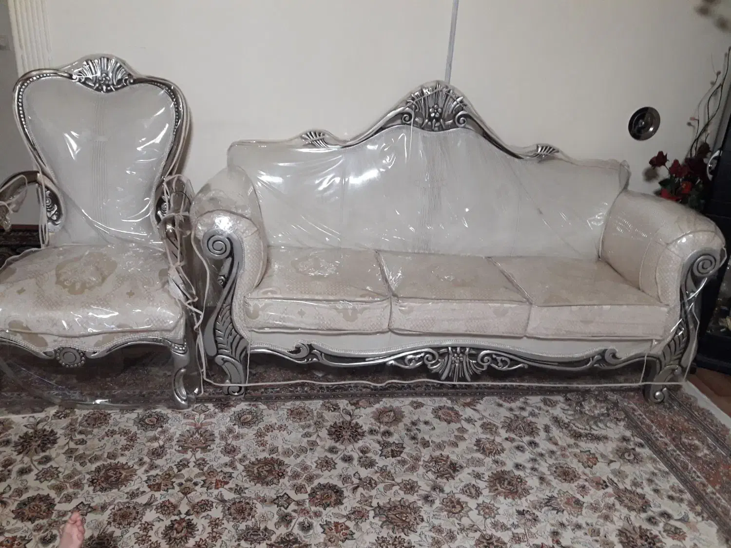 مبل کلاسیک ۷ نفره|مبلمان خانگی و میز عسلی|اردبیل, |دیوار