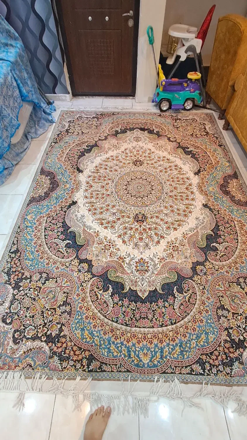 یک جفت فرش ۹ متری (دستبافگونه)|فرش|اهواز, بهارستان|دیوار